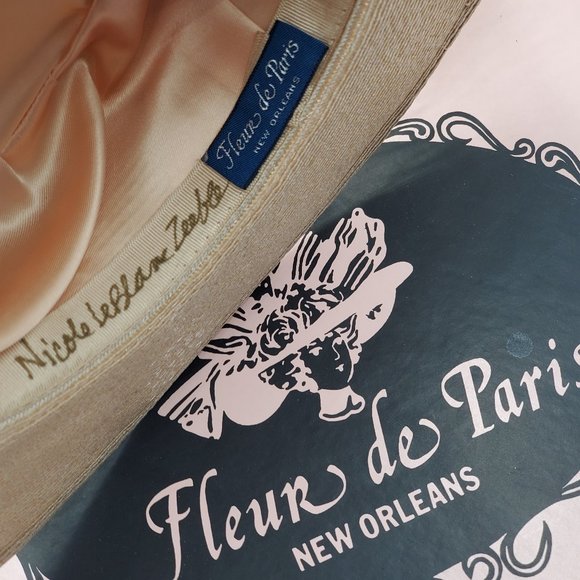 Fleur de Paris Boater\'s Straw Hat with Feathers main image 10